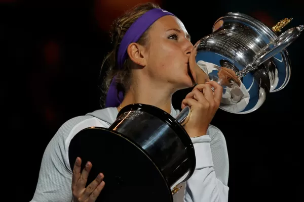 Azarenka venció a la china Li, en la final del Abierto de Australia
