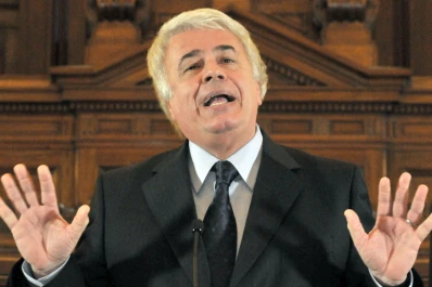 De la Sota cerró la tercera antena de Televisión Digital