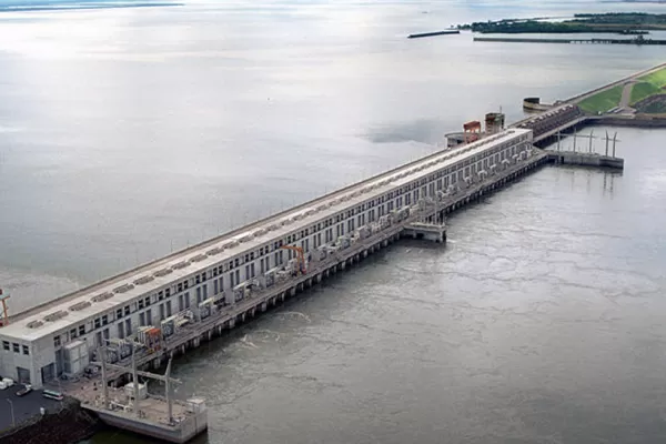 Piden al país que pague por la energía de Yacyretá