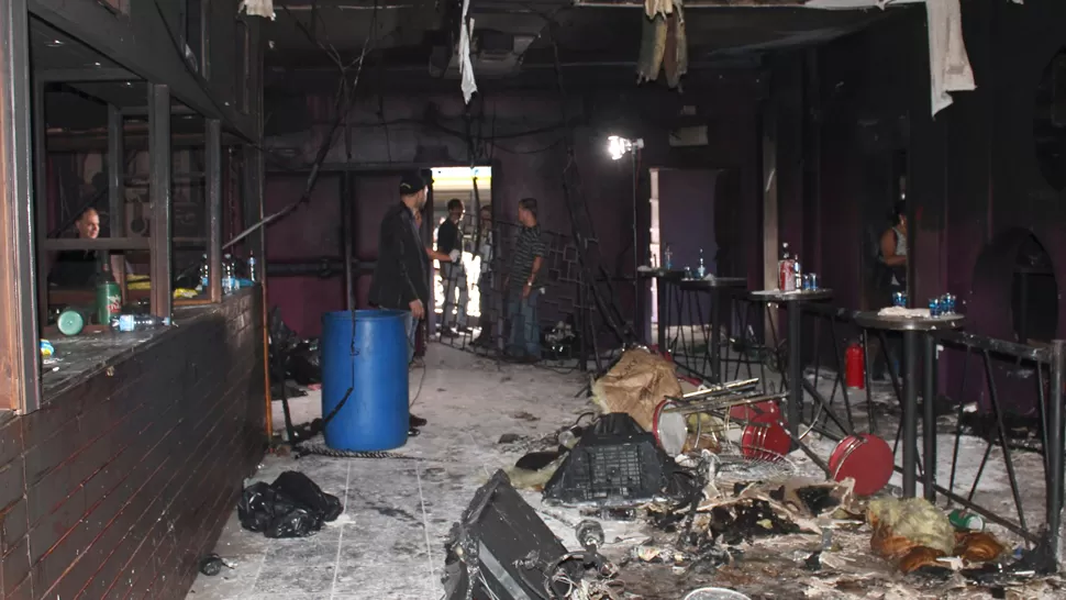 HIPOTESIS FIRME. La Policía brasileña cree que una bengala provocó el incendio en la disco. REUTERS