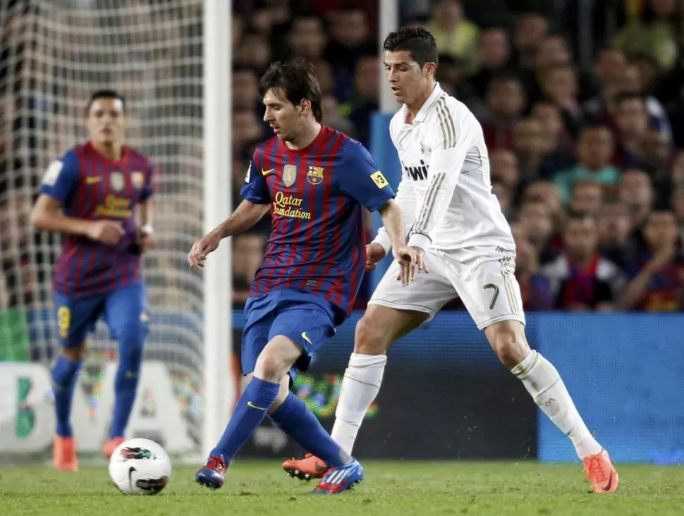 VIEJOS CONOCIDOS. Messi y Cristiano Ronaldo serán dos de los máximos intérpretes que tendrá el clásico español copero. REUTERS (ARCHIVO)