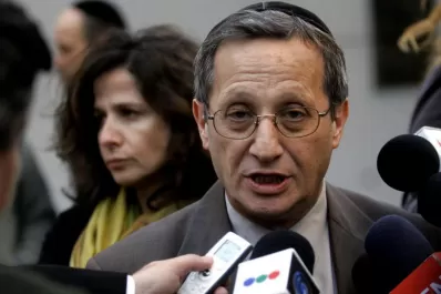 Suena extraño, vamos a pedir colaboración a los acusados