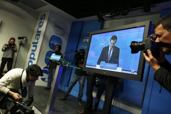 Rajoy negó haber percibido pagos en negro y aseguró que no va a renunciar