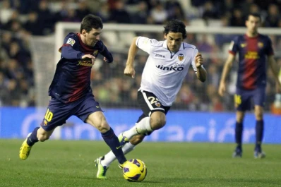 Messi volvió a convertir y marcó otro récord, pero Barcelona sólo empató