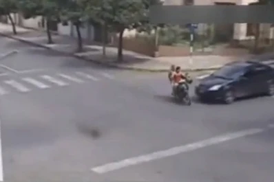 Dos accidentes quedaron registrados por las cámaras de seguridad