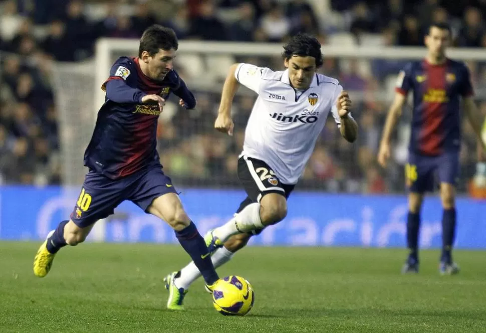 SIEMPRE CUMPLE. Messi hizo su aporte en el empate entre Barcelona y Valencia. 