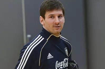 Messi, en el Barcelona hasta 2018