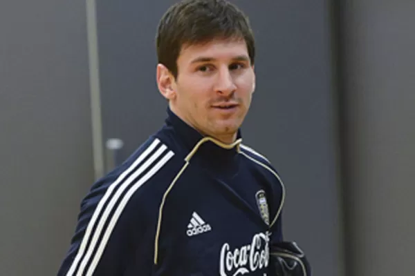 Messi, en el Barcelona hasta 2018