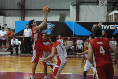 La resistencia de Regatas pudo con Independiente