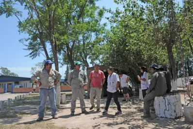 Obreros del hospital reclaman por atrasos en el pago de sueldos