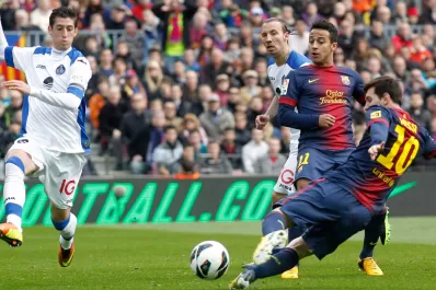 Messi aportó una conquista en la goleada de Barcelona