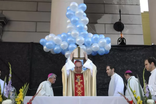 El arzobispado de Buenos Aires dijo que Bergoglio es papable