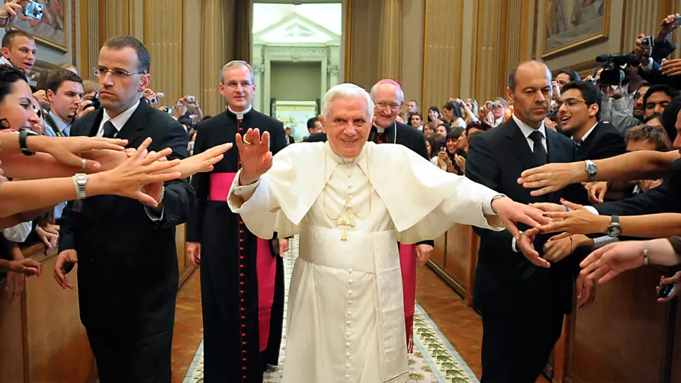 POCO TIEMPO. El reemplazante de Benedicto XVI será elegido, probablemente, a fines de marzo. REUTERS