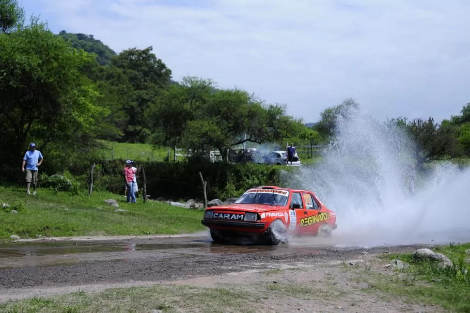 A LA DEFENSA. Andrés Reginato, campeón de la A7, deberá esforzarse en una de las clases más competitivas del rally.  