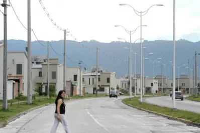 Avalan la construcción de 2.500 casas, pero no saben cuánta plata se invertirá