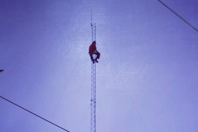 Bajaron al preso que amenazaba tirarse de una antena