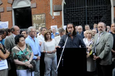 Un rabino le recordó a Timerman que Israel salvó a su padre de la dictadura
