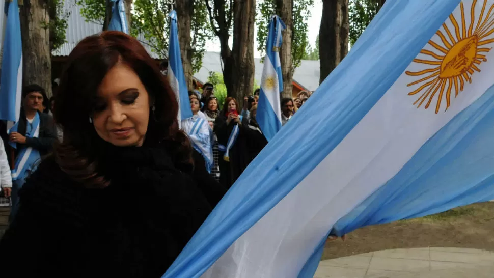 CRITICAS. Cristina Kirchner, este mediodía, en un acto oficial. DYN