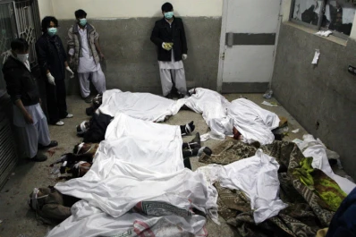 Un terrible atentando en Pakistán dejó 64 muertos