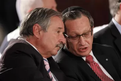 La política centrífuga y la creación de nuevos focos de descontento