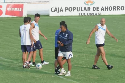 Ferro lo espera con tres puntas y una débil condición de local