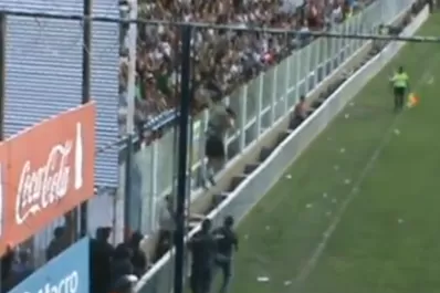 La caída del hincha de Tigre ante Boca