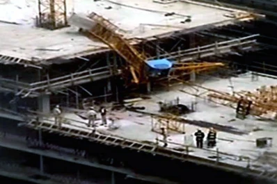 Cayó una grúa en Puerto Madero y murió un obrero