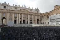 Nueva versión sobre la renuncia del Papa