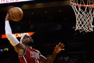 LeBron James sigue brillando en los Heat