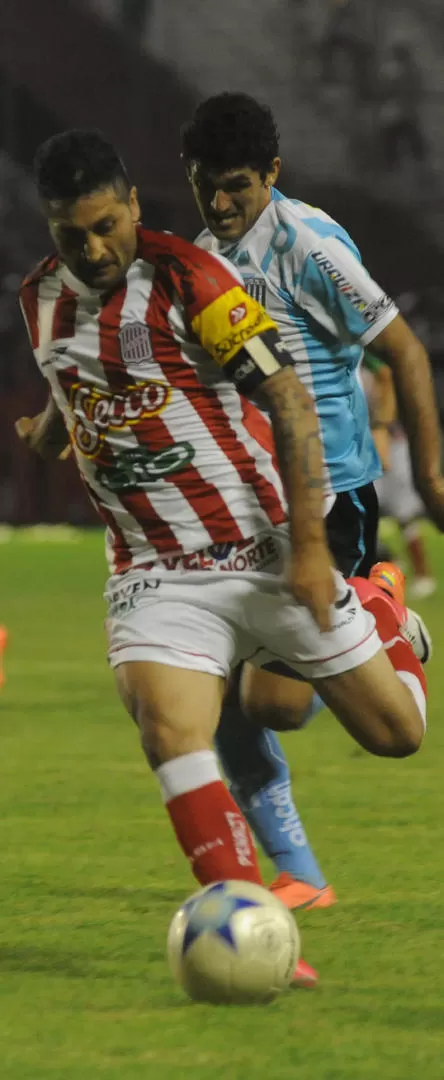 GRAN APORTE. Balvorín marcó 13 de los 27 goles de San Martín. 