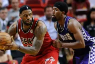 LeBron James tuvo otra noche soñada