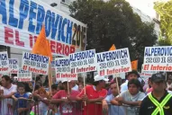 Si fuera por los carteles, se viene Alperovich 2015