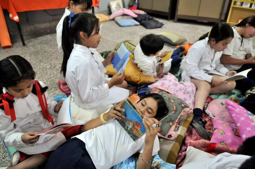 VUELO MÁGICO. Las escuelas están invitadas a abrir rincones de lectura.  LA GACETA / FOTO DE ANALíA JARAMILLO