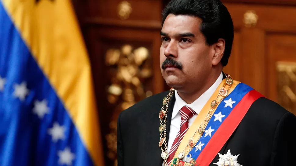 A LAS URNAS. Maduro, quien ayer juró como presidente, será el candidato del socialismo para suceder a Chávez. REUTERS
