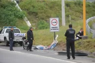 Chocó contra un cartel y murió