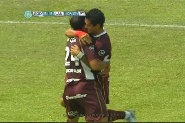 Lanús ganó en Mendoza y se consolida en la punta