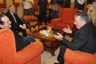 Alperovich y monseñor Zecca dialogaron sobre la elección del Papa Francisco