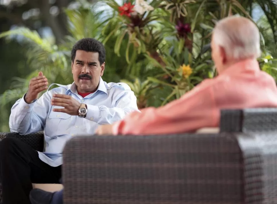PARA LA TELEVISIÓN. Nicolás Maduro concedió una entrevista al canal privado venezolano Televén. REUTERS