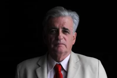 Ficción y realidad cierran una trilogía de Adolfo Colombres