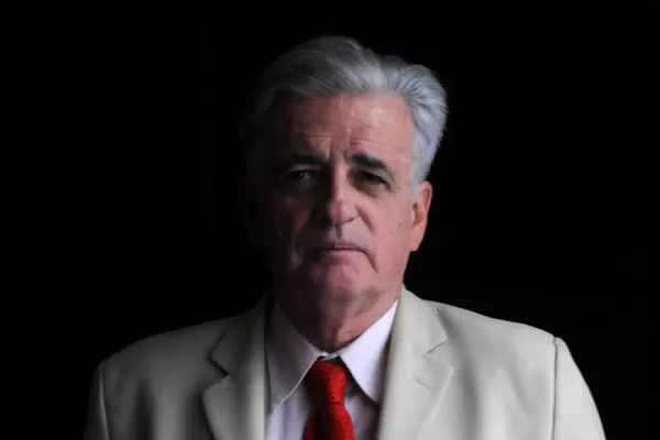 Ficción y realidad cierran una trilogía de Adolfo Colombres