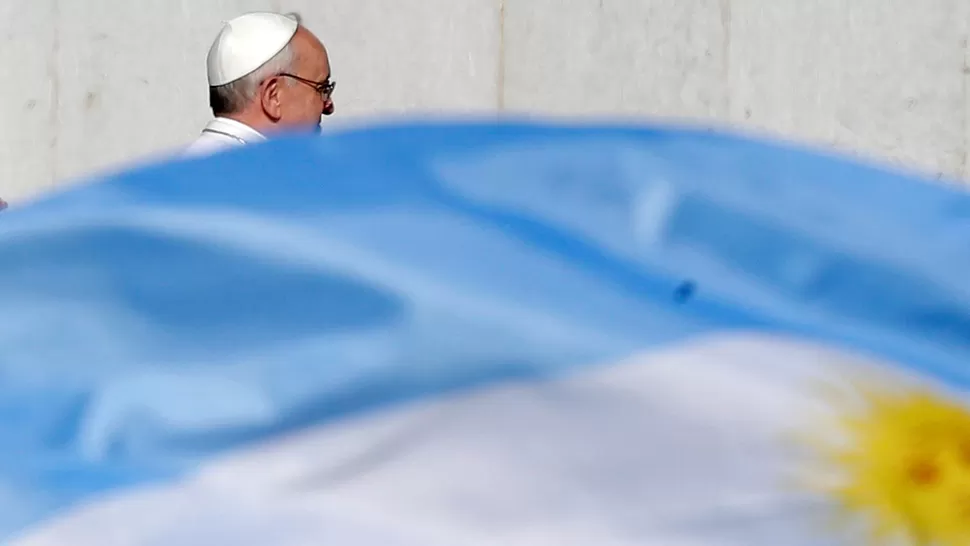 SIN RESPALDO. La consagración de Bergoglio en Sumo Pontífice no cayó bien en el seno del gobierno argentino. REUTERS