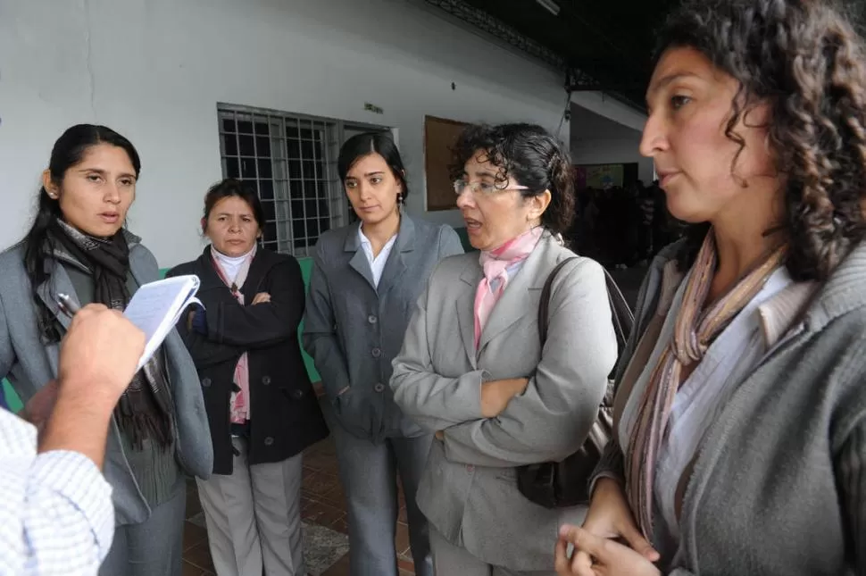 PEDIDO. Los docentes de la Nueva Argentina hicieron conocer sus quejas. LA GACETA / FOTO DE ANTONIO FERRONI 