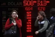 El dólar blue voló por segundo día consecutivo, cerró en $ 8,75 y puso nervioso al Gobierno