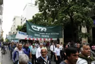 Estatales rechazaron el 25% de aumento que ofreció el PE