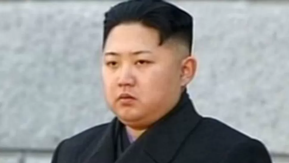 EMPECINADO.  Kim Jong-un, líder de Corea del Norte, mantiene firme su propósito de atacar a Corea del Sur y Estados Unidos. FOTO TOMADA DE EN.MERCOPRESS.COM