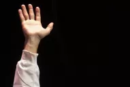 Maduro y Capriles se cruzan duras acusaciones