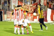 San Martín derrotó a Santamarina y mantiene la ilusión del ascenso