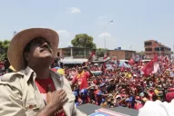 Maduro usa recursos estatales durante su campaña electoral