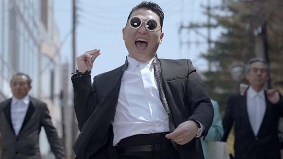 NOVEDAD. El videoclip, grabado el martes en diferentes lugares de Seúl, se caracteriza por un rápido baile para mover las caderas. FOTO TOMADA DE ALLKPOP.COM