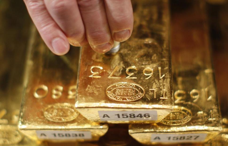 El oro cae a valor histórico y prevén el fin de su ola alcista